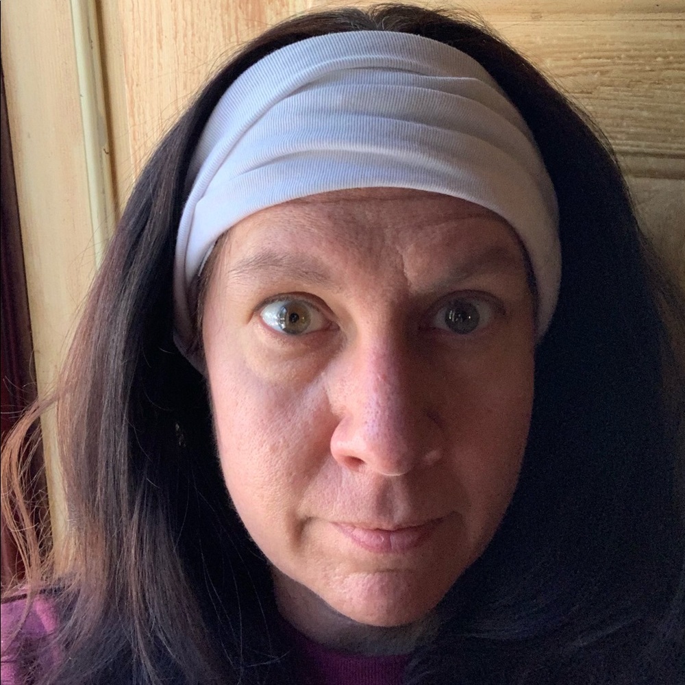 Meet your Posher, Melissa